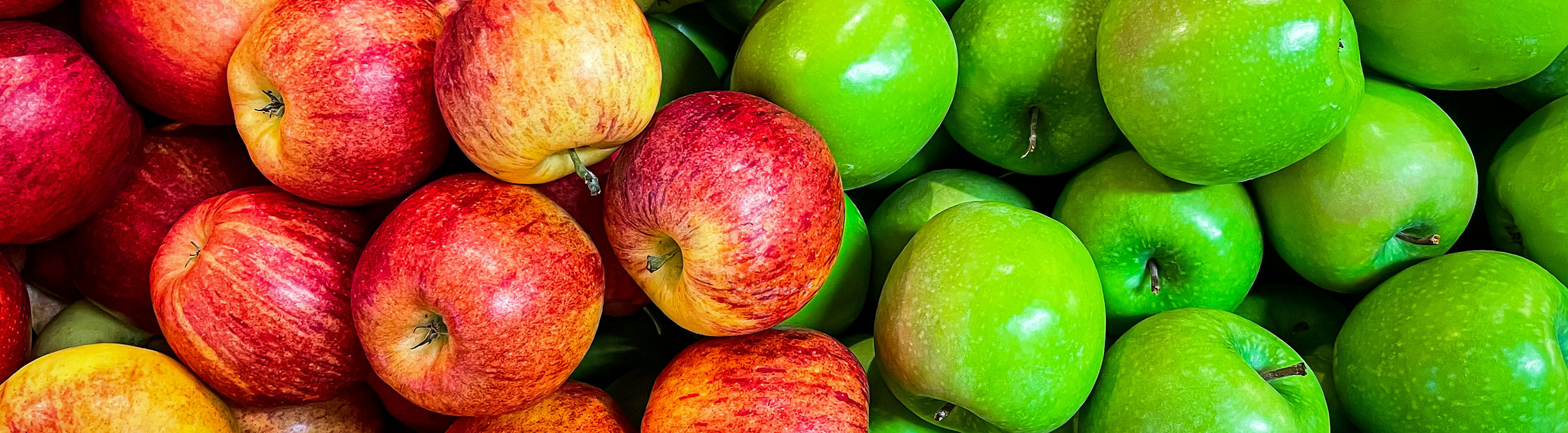 Red and green apples.